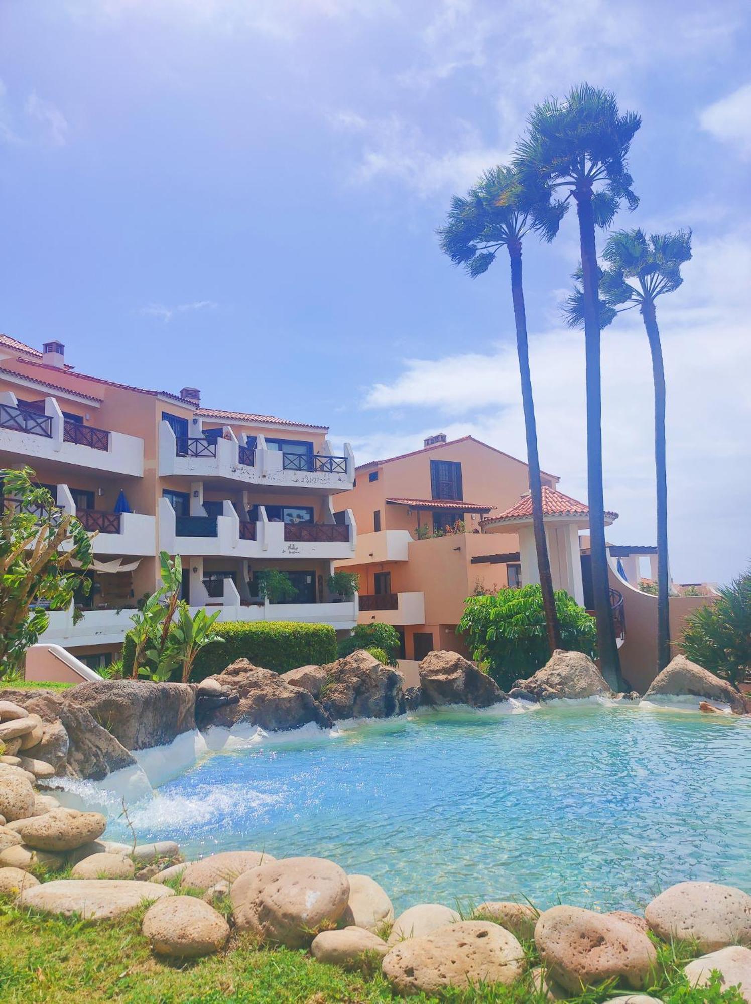 Moderno Y Luminoso Atico Con Vistas Y Piscina Apartman San Miguel de Abona Kültér fotó