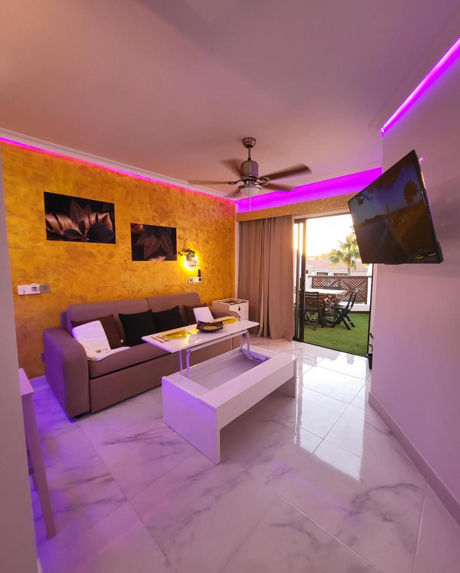 Moderno Y Luminoso Atico Con Vistas Y Piscina Apartman San Miguel de Abona Kültér fotó
