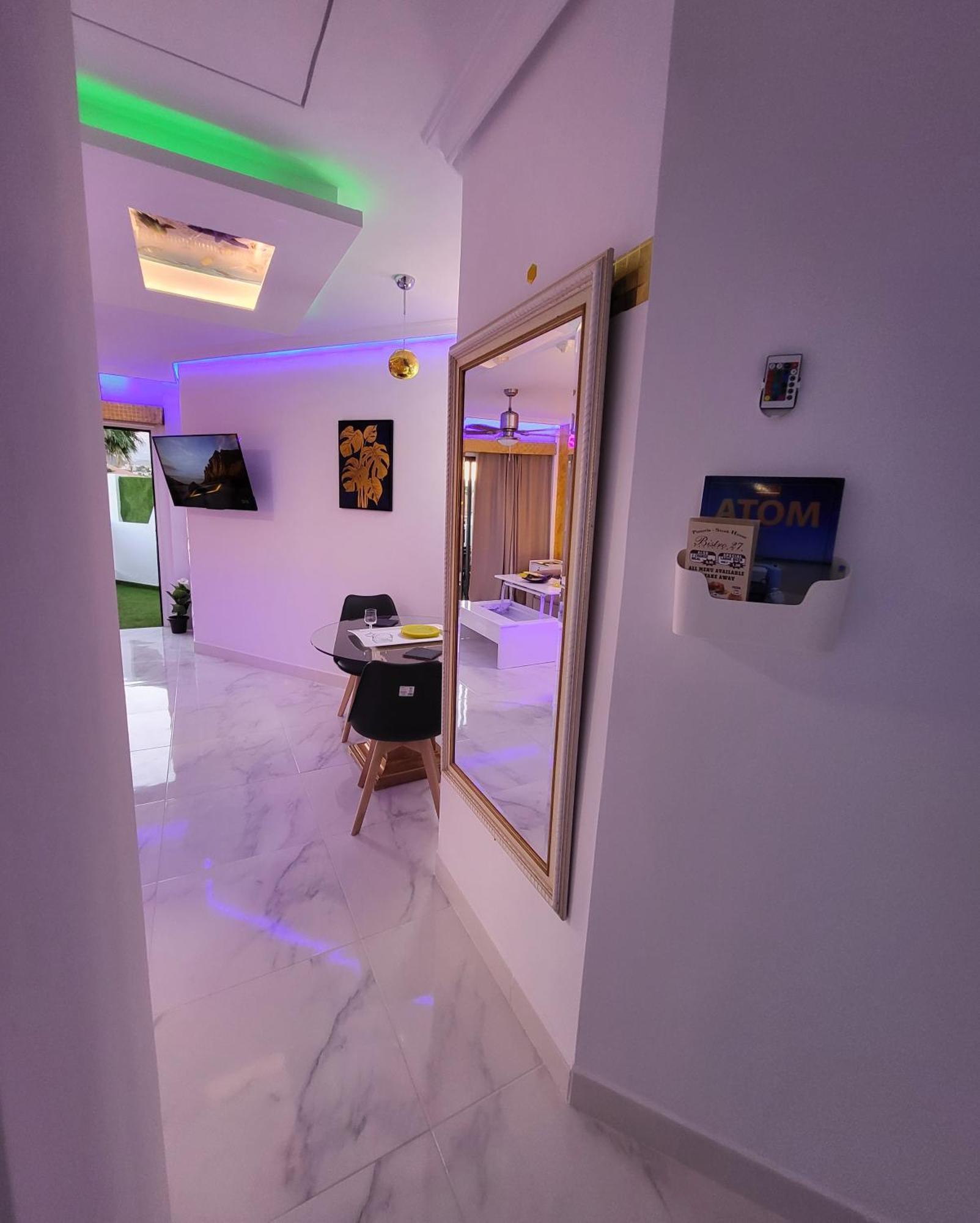 Moderno Y Luminoso Atico Con Vistas Y Piscina Apartman San Miguel de Abona Kültér fotó