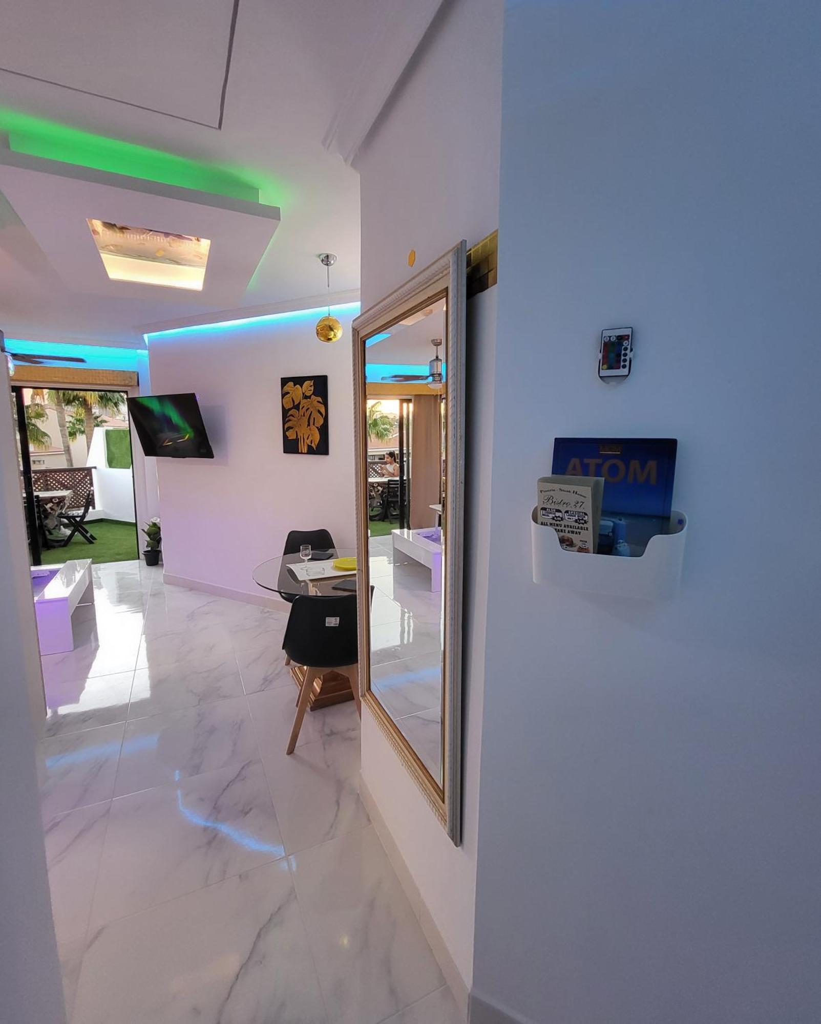 Moderno Y Luminoso Atico Con Vistas Y Piscina Apartman San Miguel de Abona Kültér fotó