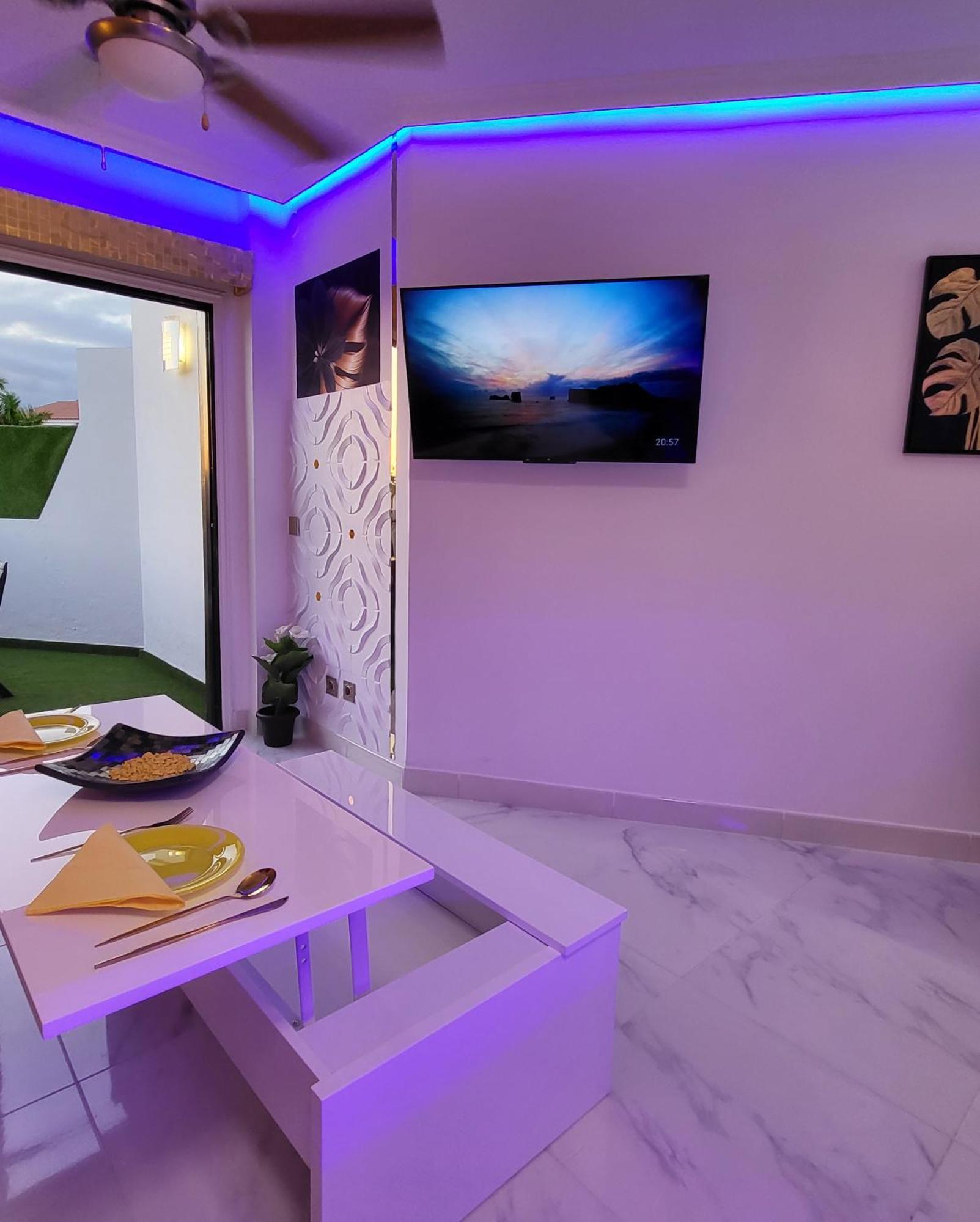 Moderno Y Luminoso Atico Con Vistas Y Piscina Apartman San Miguel de Abona Kültér fotó