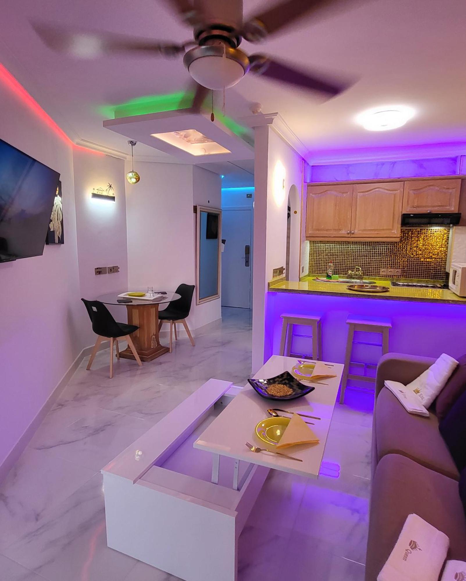 Moderno Y Luminoso Atico Con Vistas Y Piscina Apartman San Miguel de Abona Kültér fotó